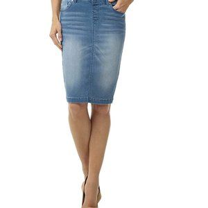 Rekucci Women's Jean-ius fit Unbelievable Pull-On Denim Skirt, Light Wash Whiske